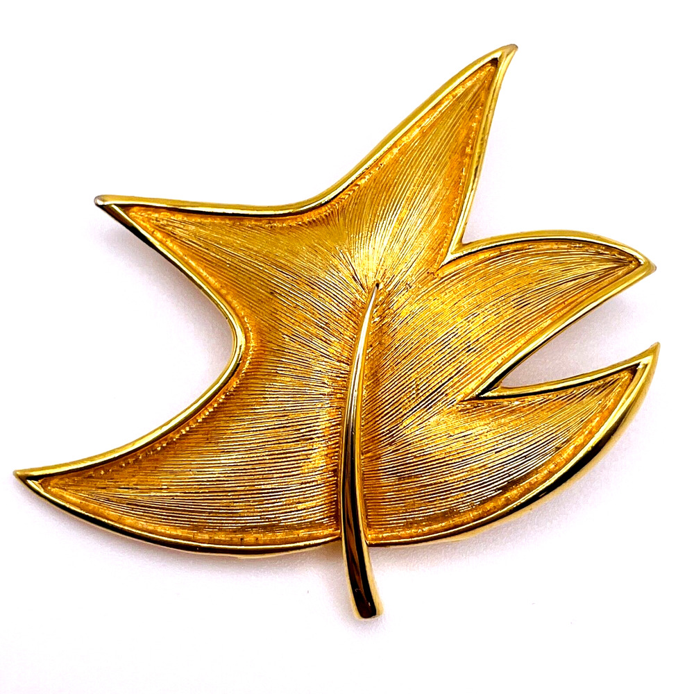 1960s Vintage Modern Gold Tone Sweet Gum Textured Brooch Leaf Pin Signed Alan J